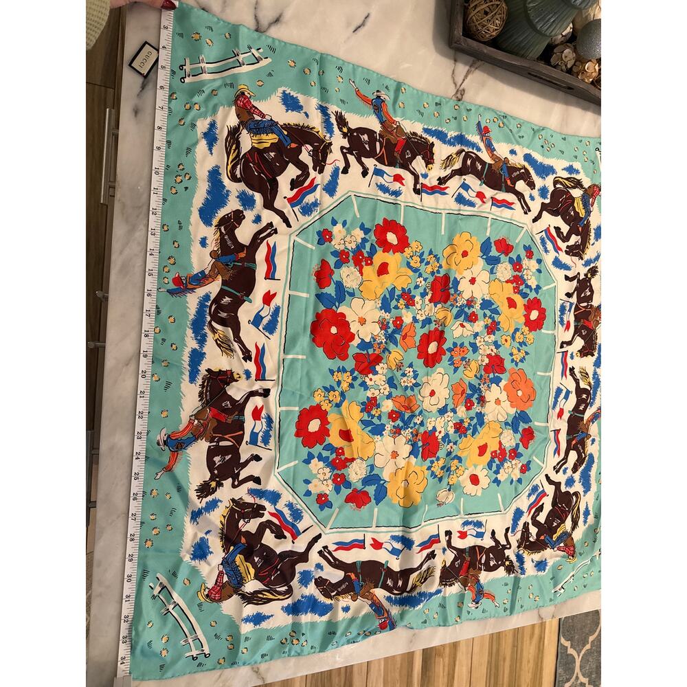 Gucci Rodeo Cowboy Scarf - Picture 5 of 8